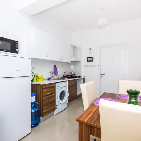 Апартаменты Luxury One-bedroom With Private Garden Lukomorye B3 Karavas (Northern Cyprus)