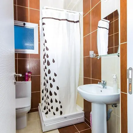 Luxury One-bedroom With Private Garden Lukomorye B3 * Karavas