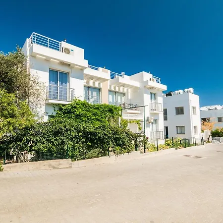 Luxury One-bedroom With Private Garden Lukomorye B3 아파트 Karavas (Northern Cyprus)